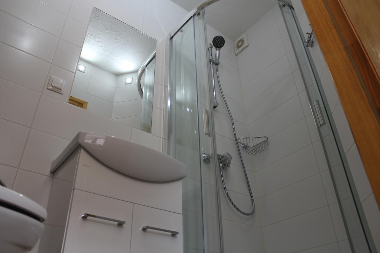Apartamenty i Pokoje Gościnne DZIEDZIC Józef Suche Zewnętrze zdjęcie